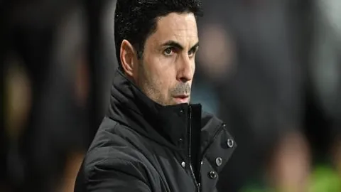 马刺主场力克篮网，瓦塞尔独得37分大放异彩